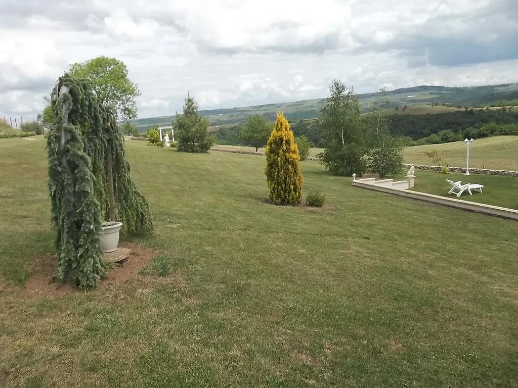 Holiday home Au Bon Accueil Anciennement Le Jardin Fleuri Villa Bonnac